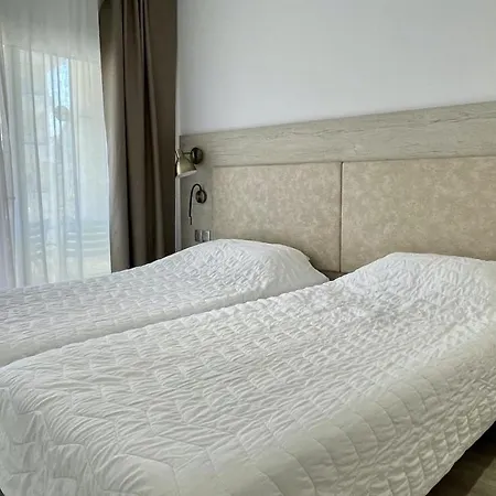Apartamento Festastar 212 *